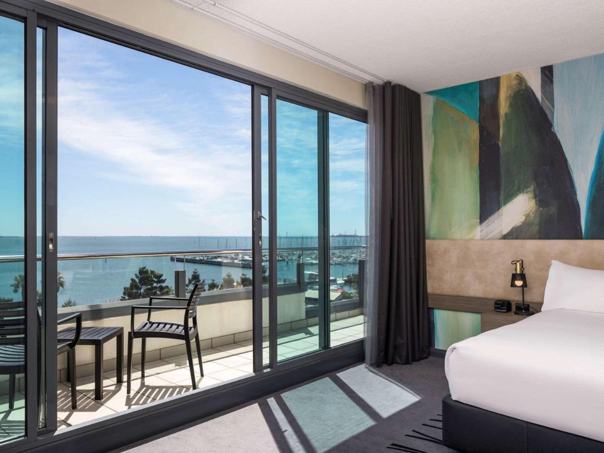 Novotel Hotel 4*