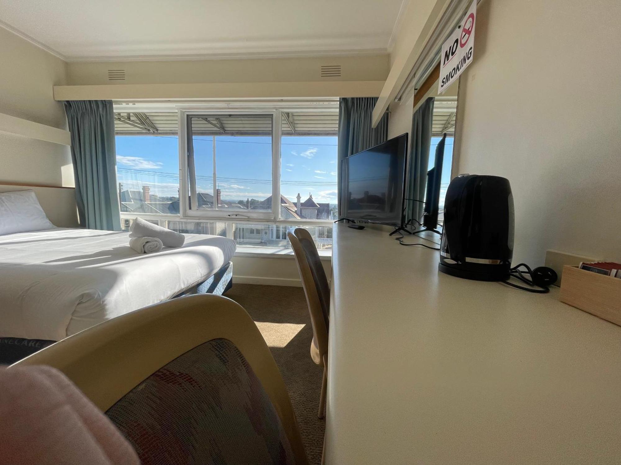 Kingsway 4* Geelong