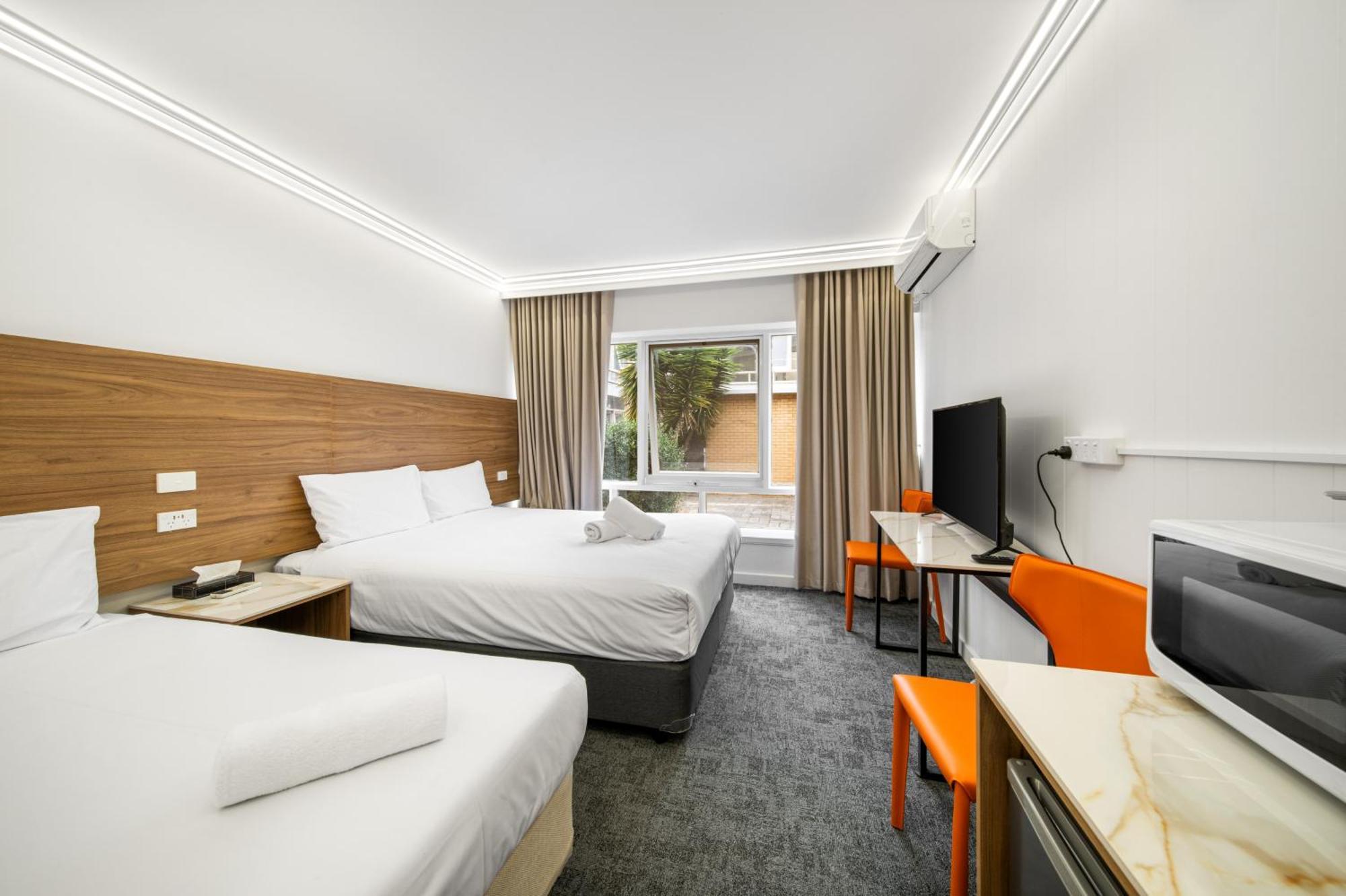 Kingsway Motel 4*
