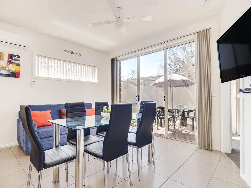 Mckillop By Gold Star Apartment Geelong