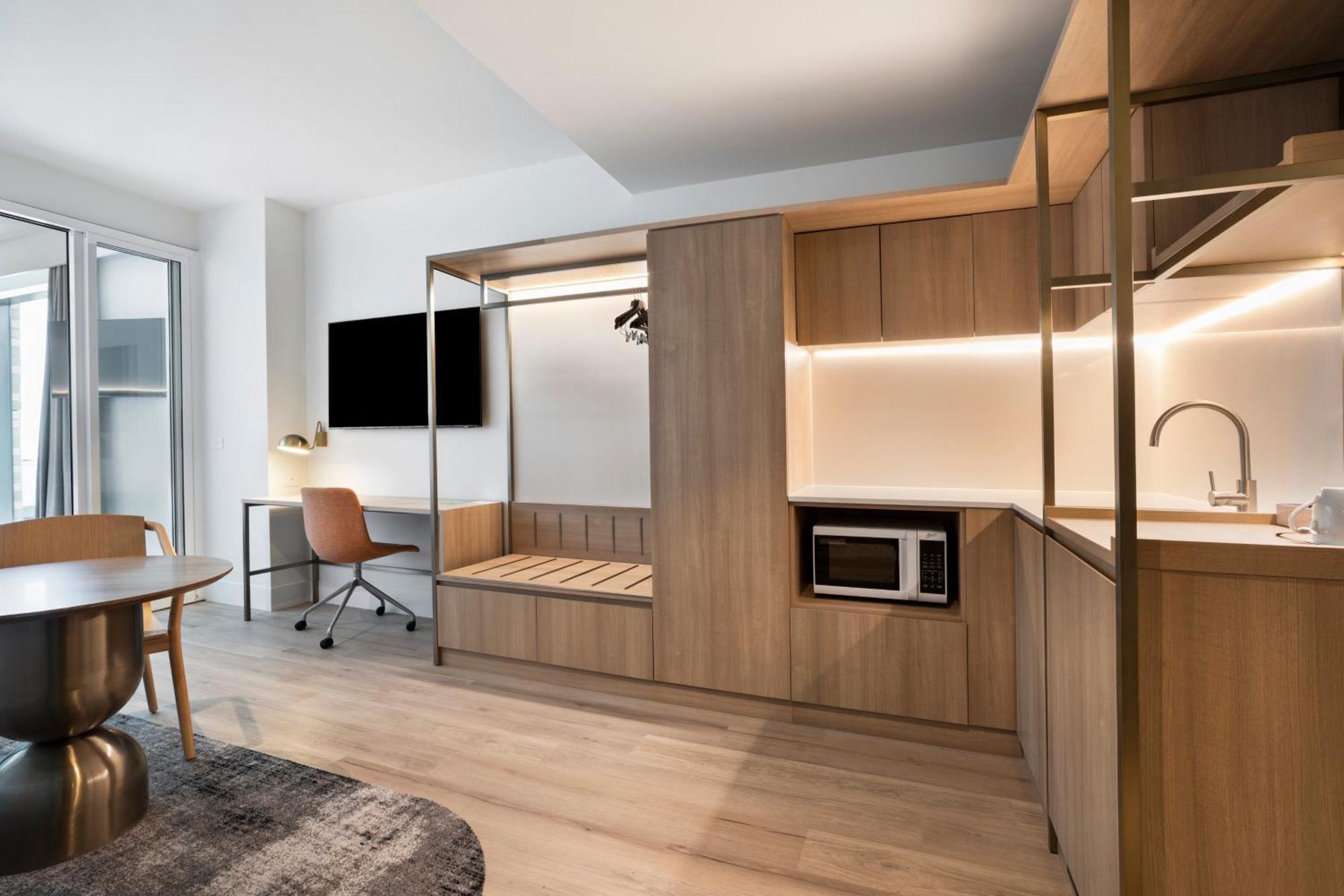 Hotel & By Ihg Geelong