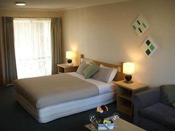 Rose Garden Motel