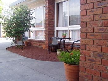 Hotel Kardinia Park 3*