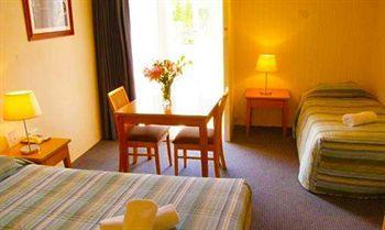 Motel Parkwood & 3*