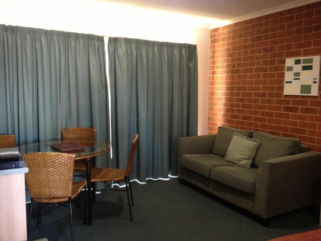 Motel Rose Garden 4*
