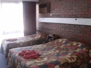 Kardinia Park Hotel