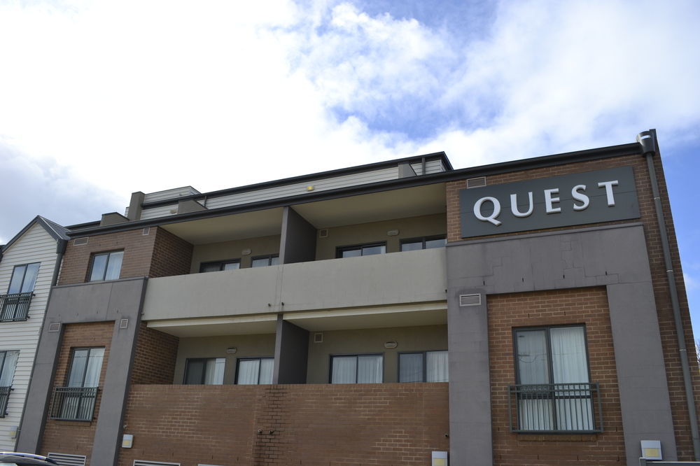Quest 4*