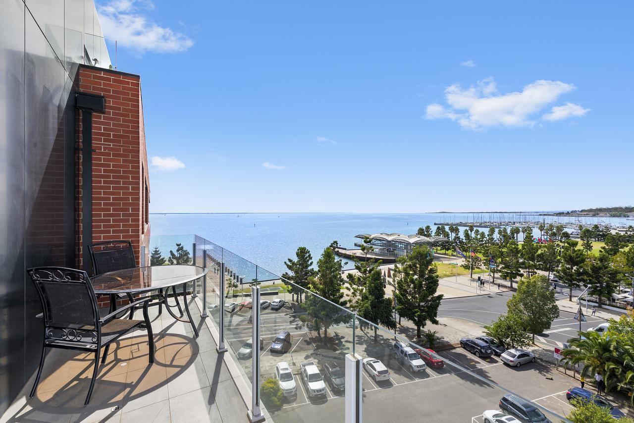 Pier Point 105 *