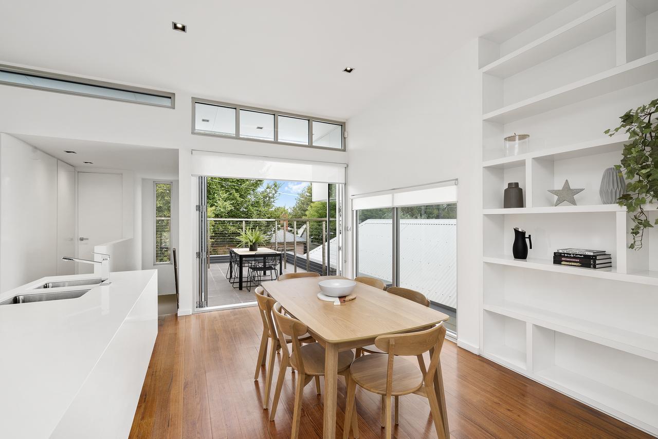 Cogens Two Bedroom Townhouse Geelong