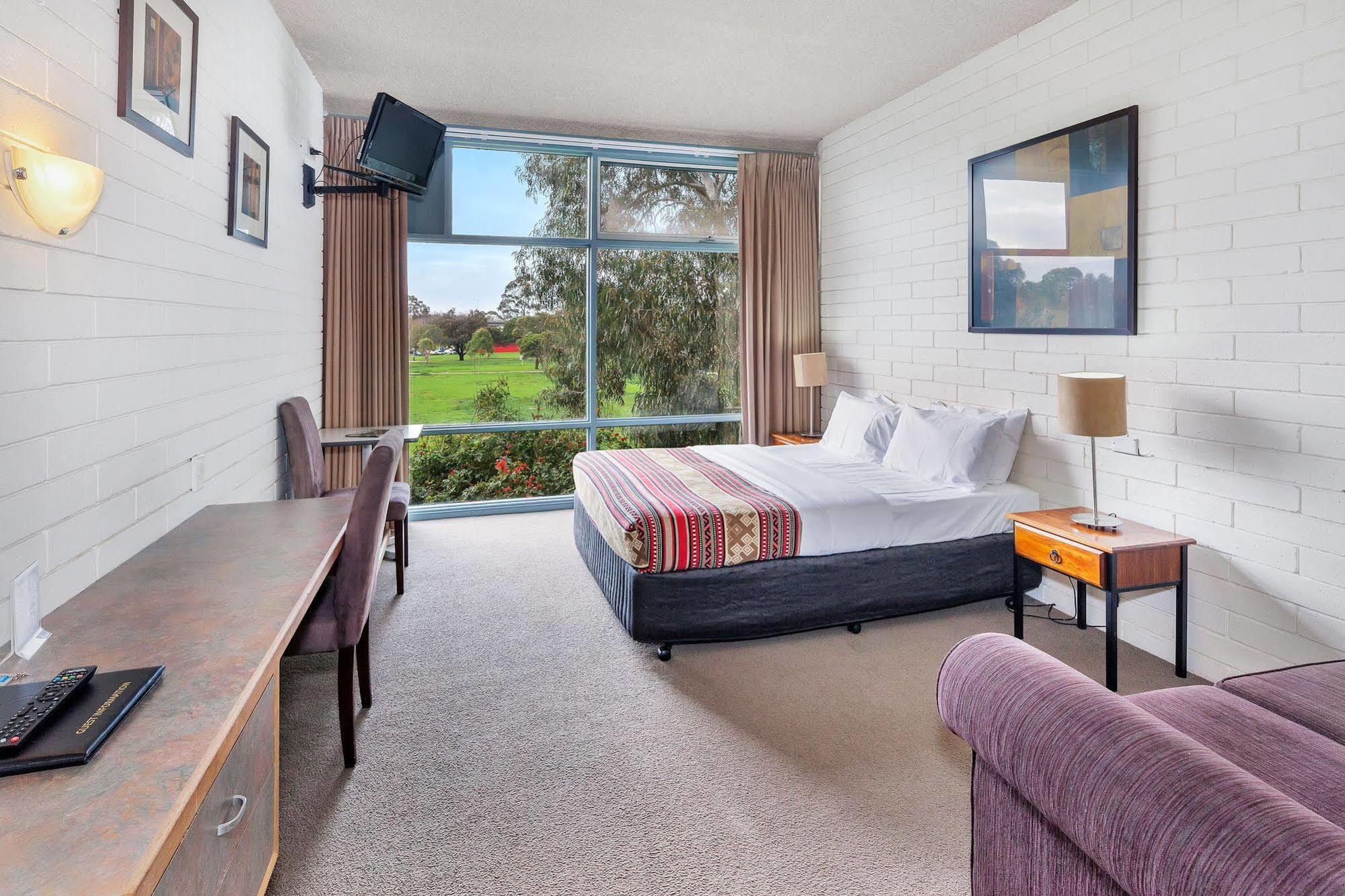 Parkside Geelong