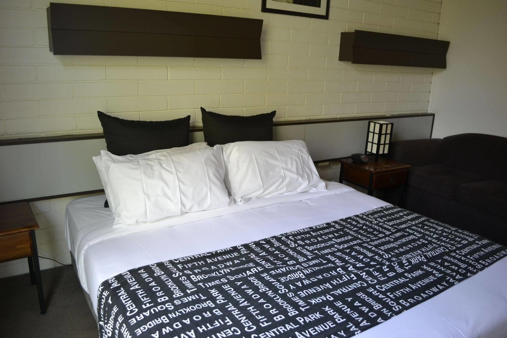 Motel Parkside 4*