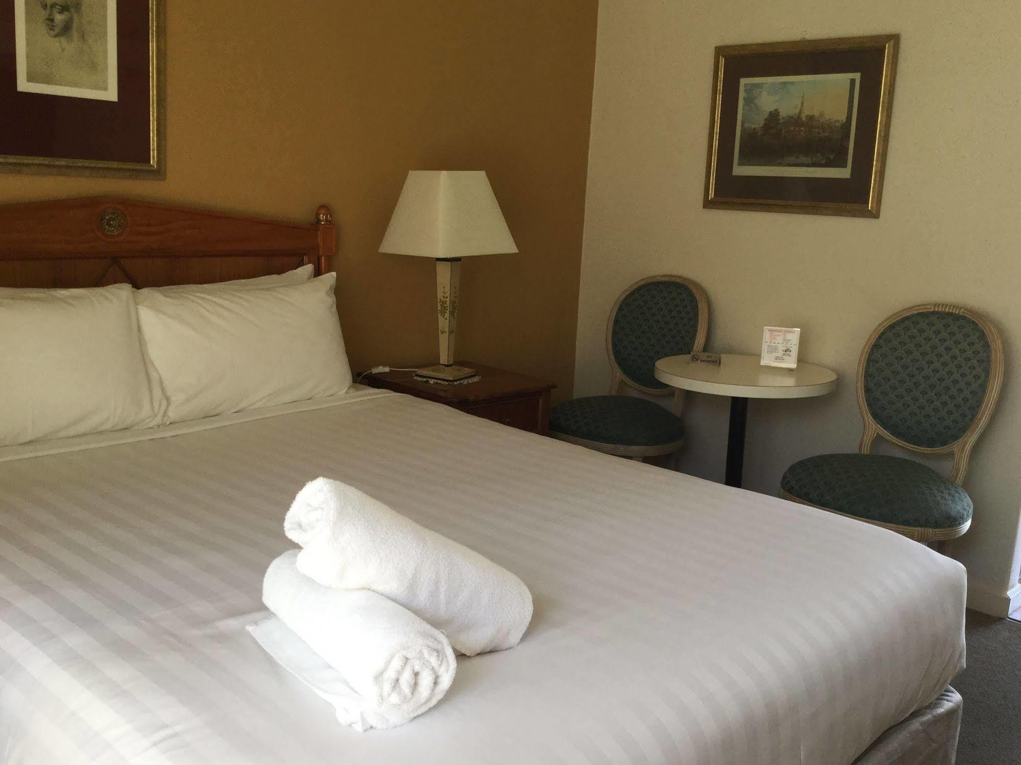 Aberdeen Motor Motel 3*
