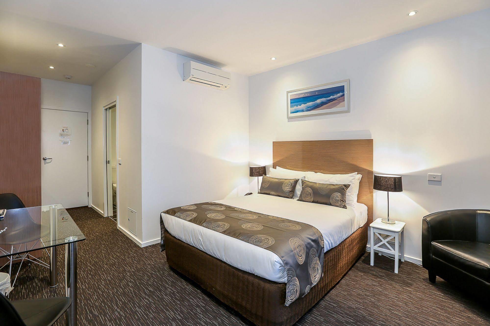 Belmercer Motel 4*