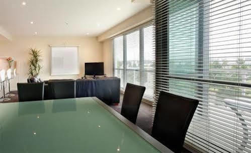 The Waterfront Apartment