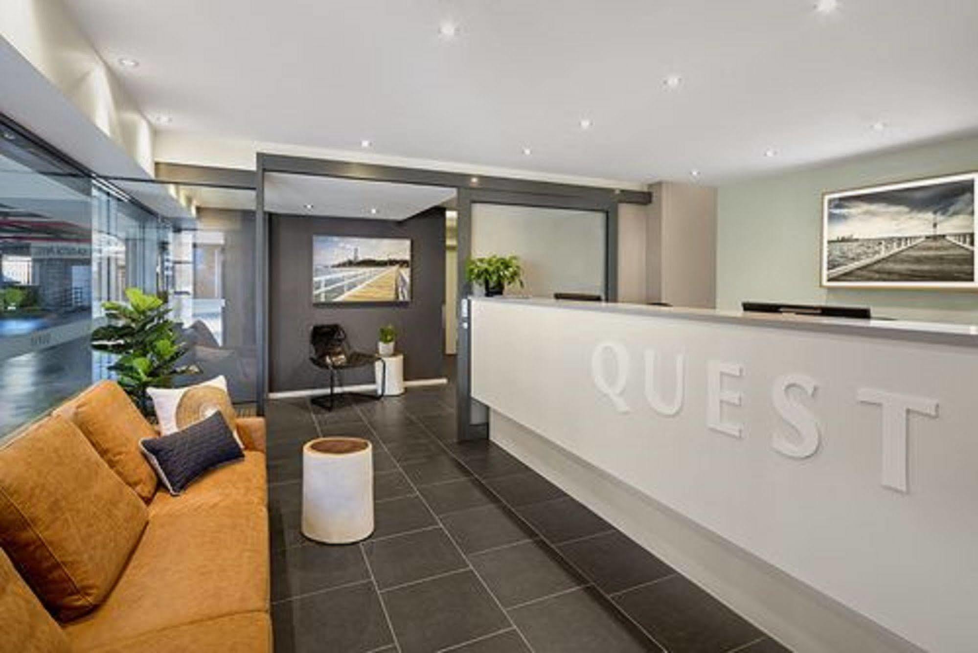 Aparthotel Quest 4*