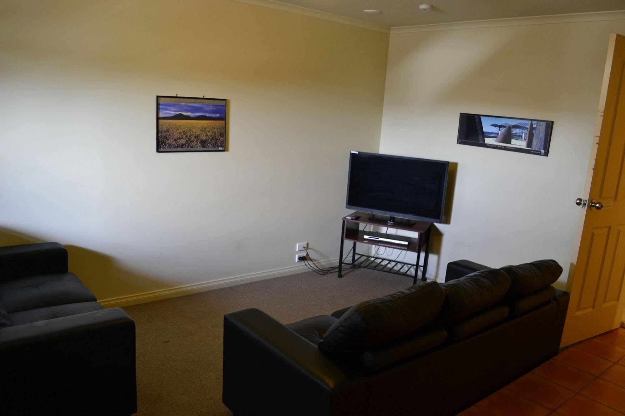 Aparthotel Nireeda On Clare 3*