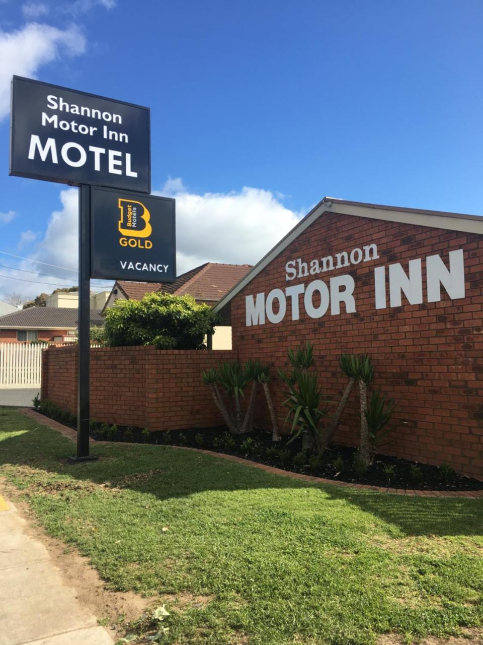 Shannon Motor 3* Geelong