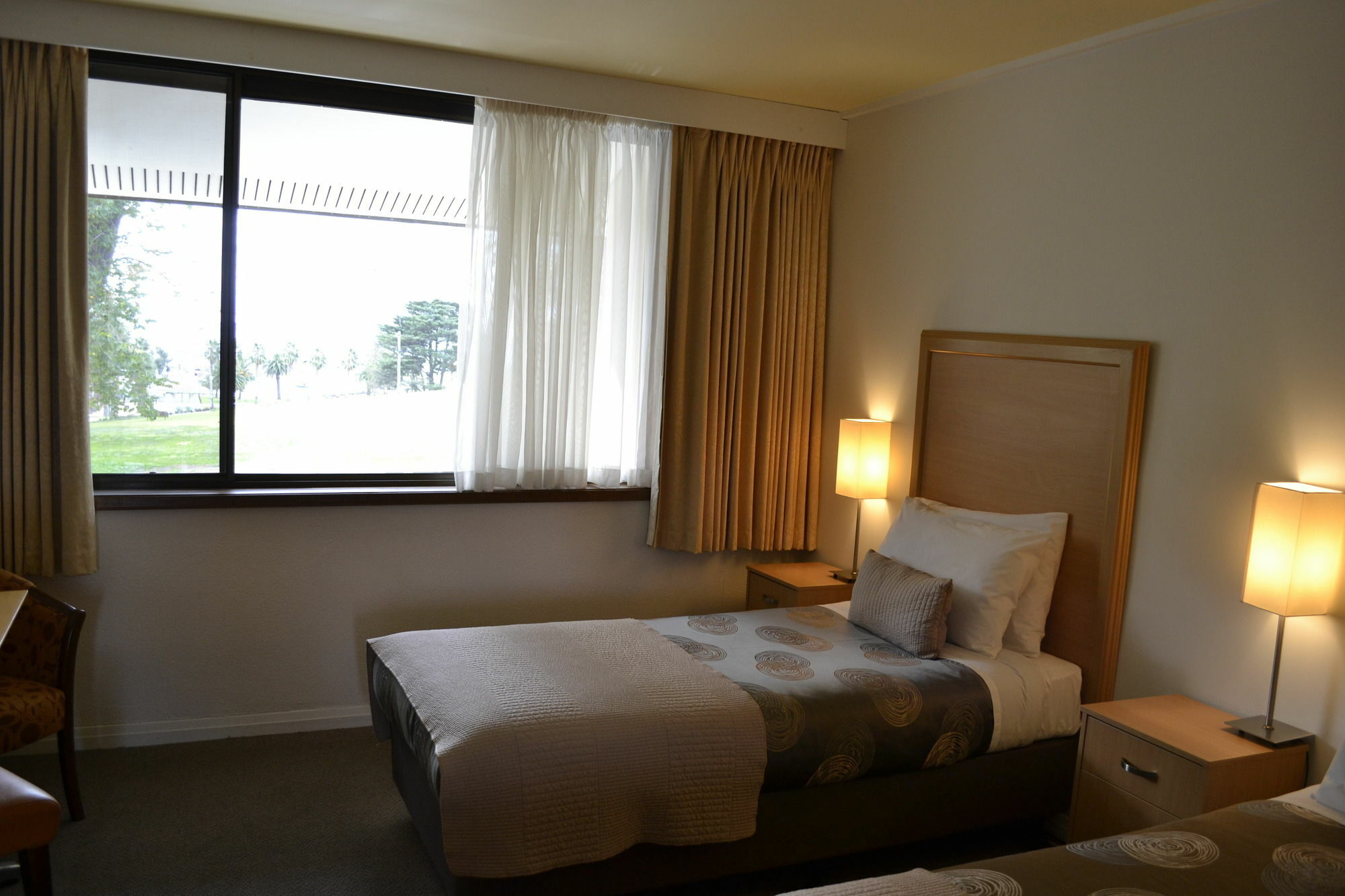 Eastern Sands Centre 4*