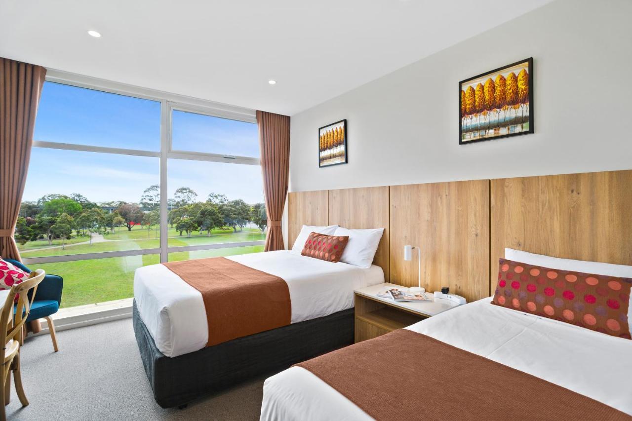 Parkside Motel 4*