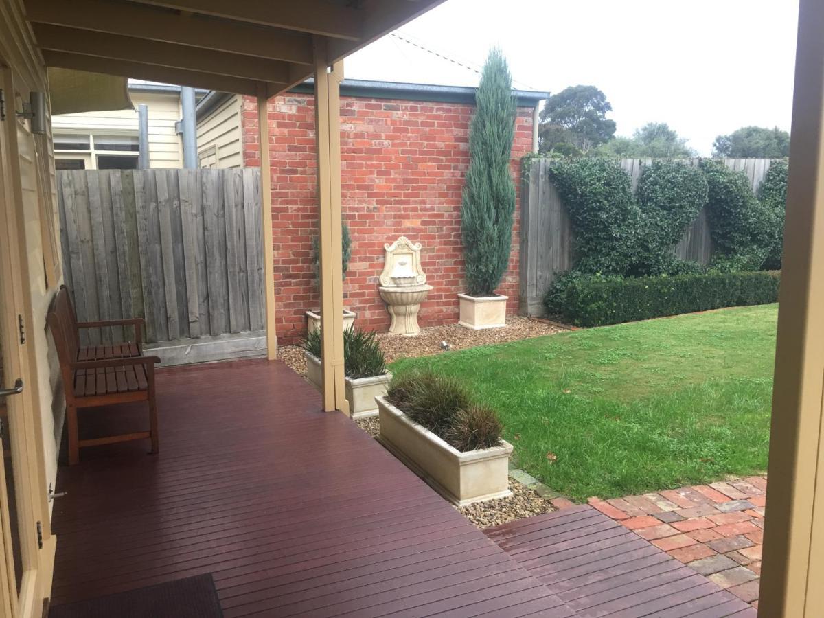 Sabina On Little Myers Holiday home Geelong