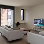Pier Point 302
