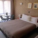 Rippleside Park Motor Inn