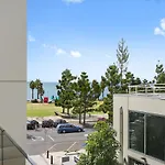 Edgewater 207