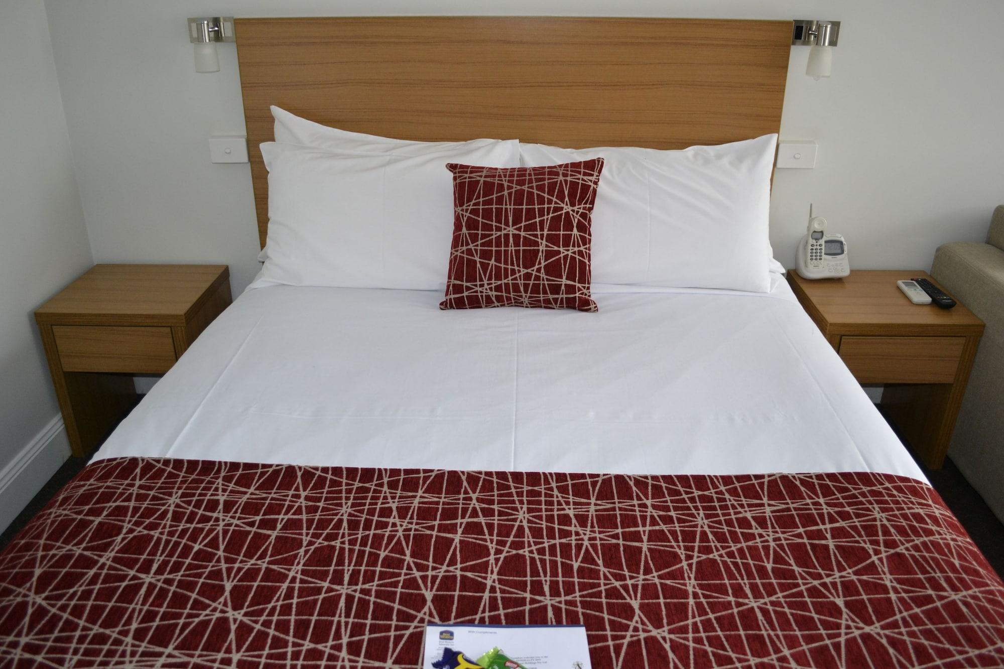 Admiralty Motel 3*