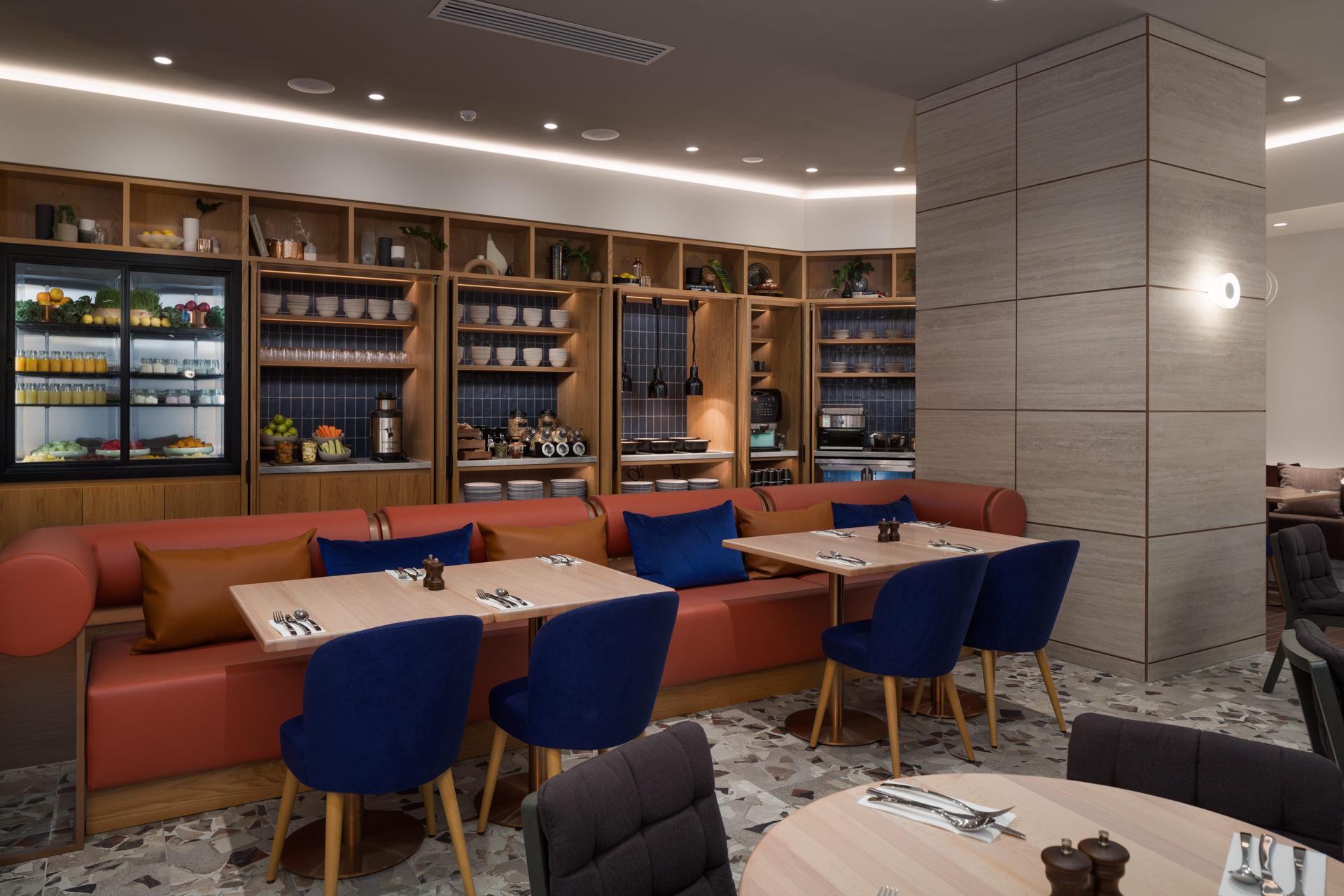 Rydges Hotel 4*