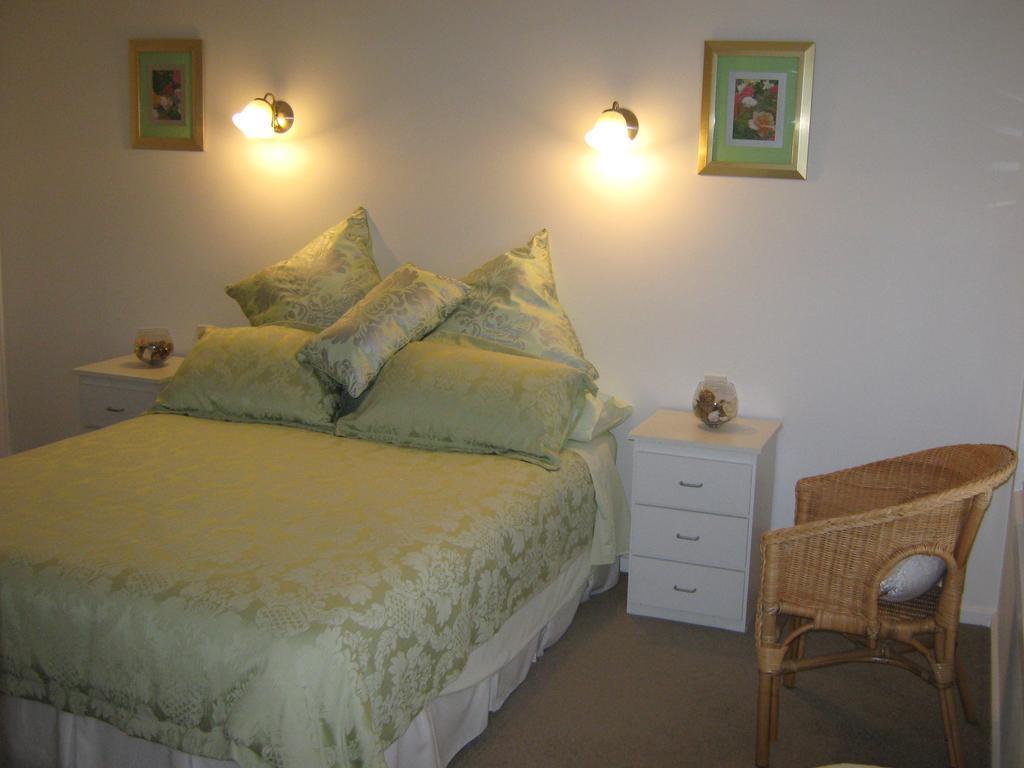 Waybourne- Vineyard And Winery Villa