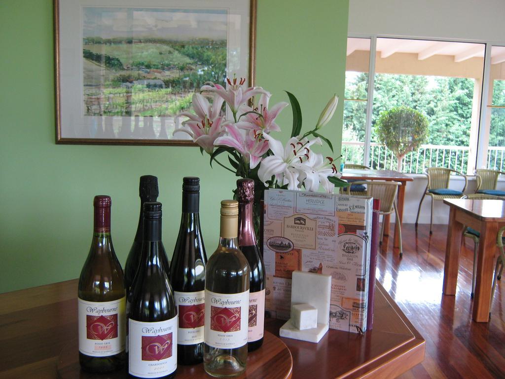 Villa Waybourne- Vineyard And Winery *