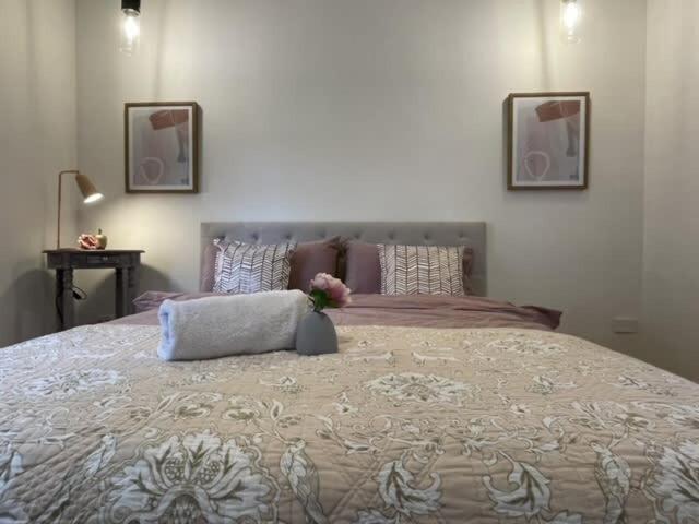 Evies Belmont Holiday home *