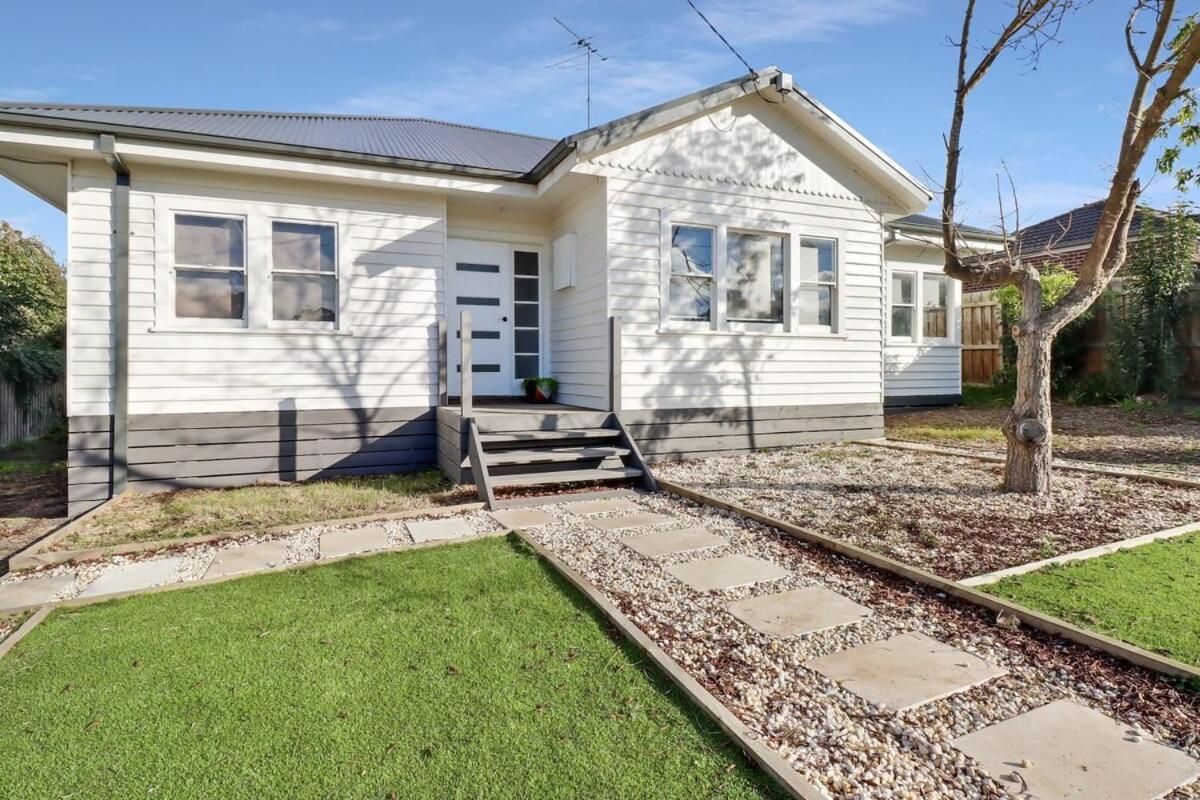 Holiday home Evies Belmont