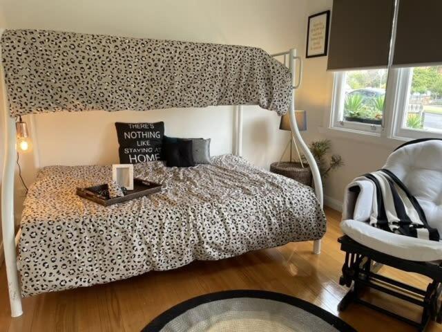 Holiday home Evies Belmont *