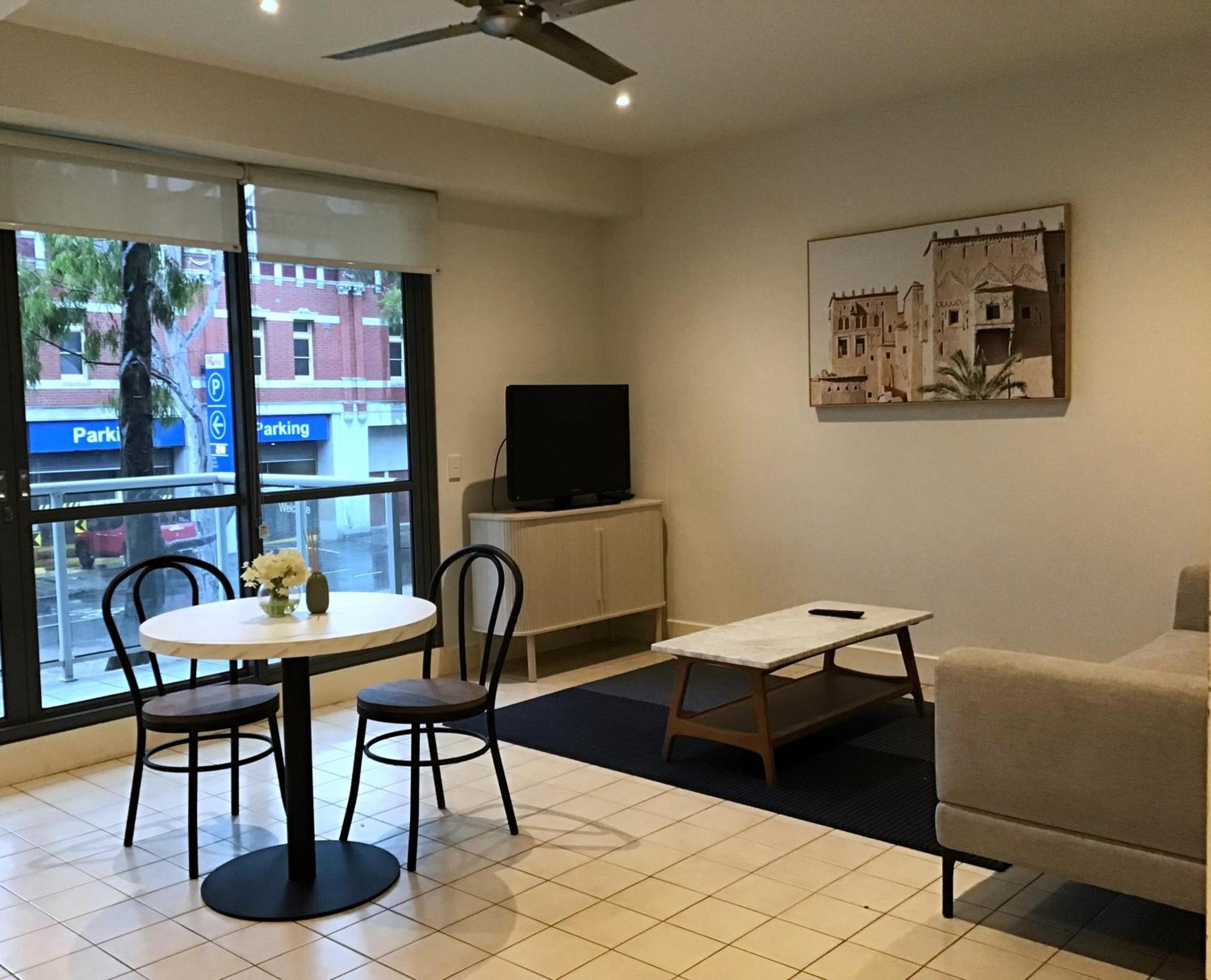 The Waterfront Apartment