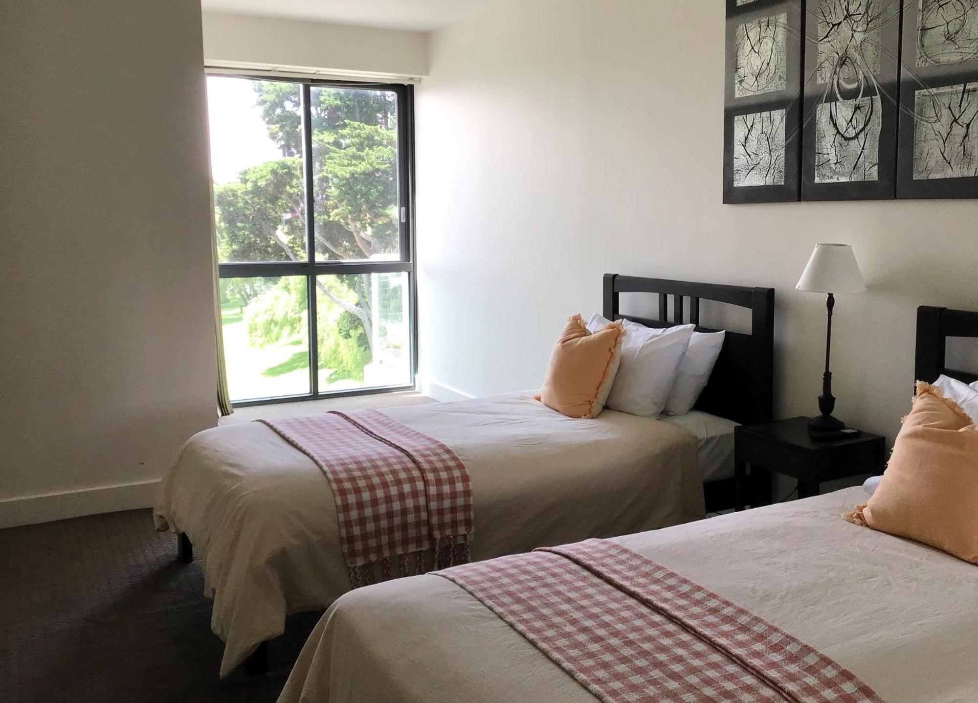 The Waterfront Apartment