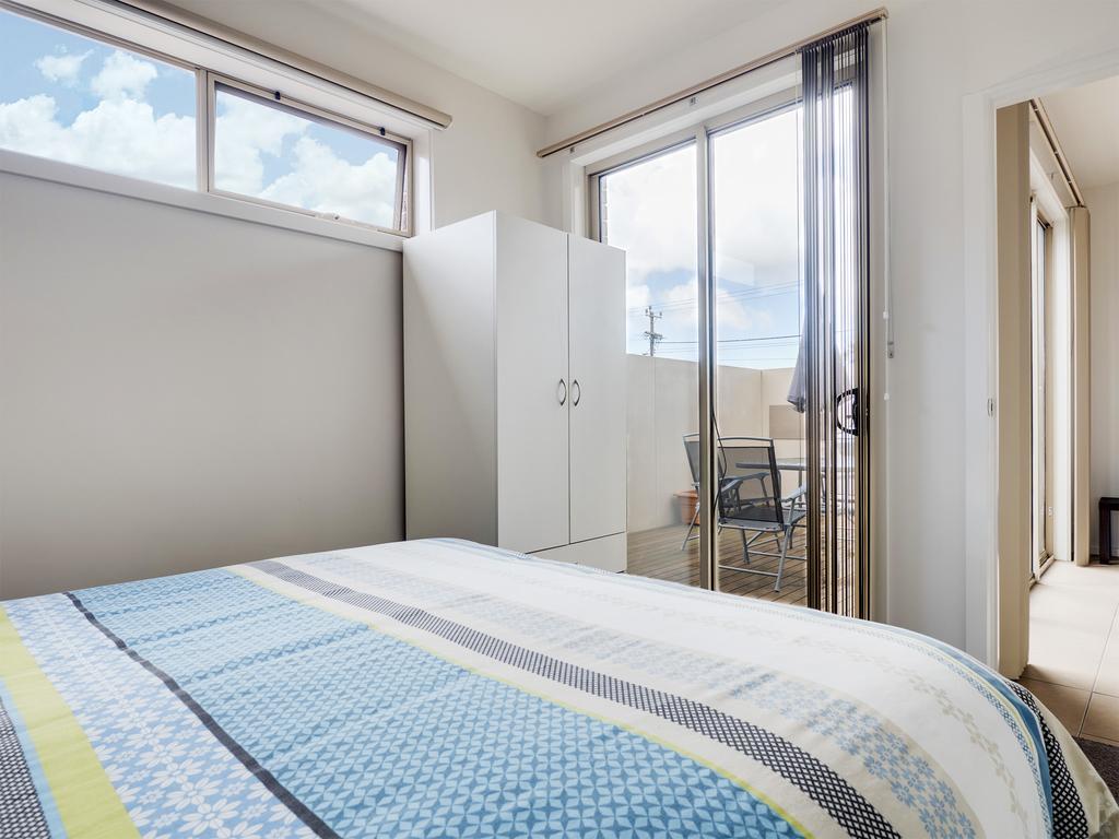 Mckillop By Gold Star Apartment