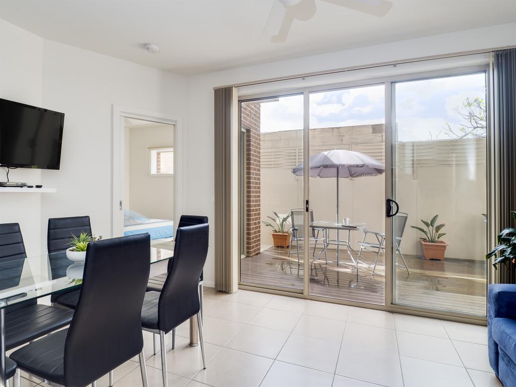 Apartment Mckillop By Gold Star Geelong