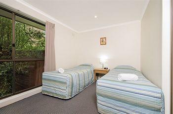 Parkwood & 3* Geelong