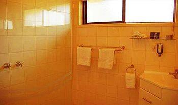 Parkwood & Motel 3*