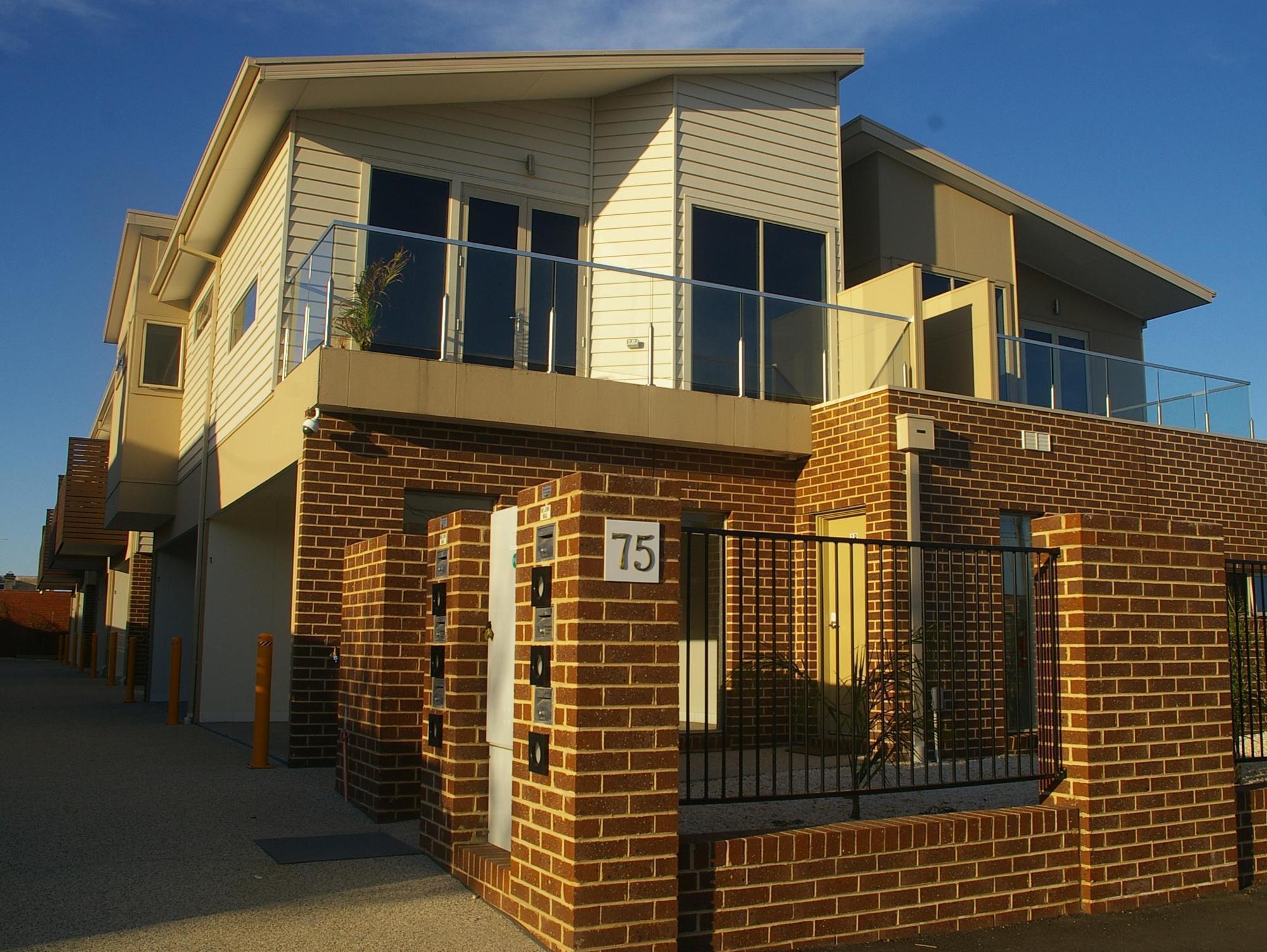 Apartment Mckillop By Gold Star Geelong