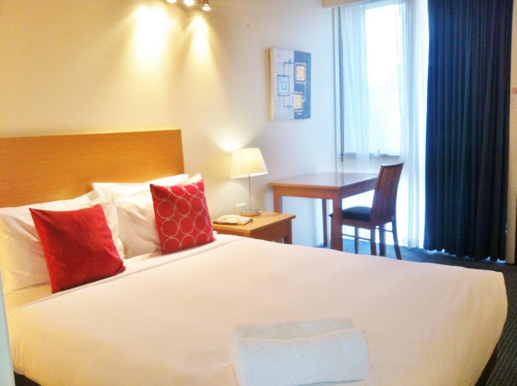 Parkwood & Motel 3*