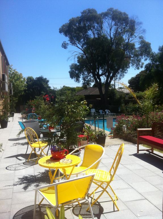 Parkwood & Motel 3*