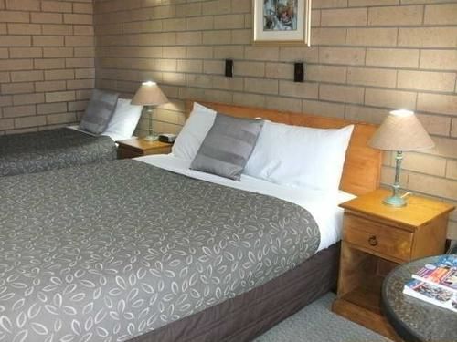 Rippleside Park Motor Motel 3*
